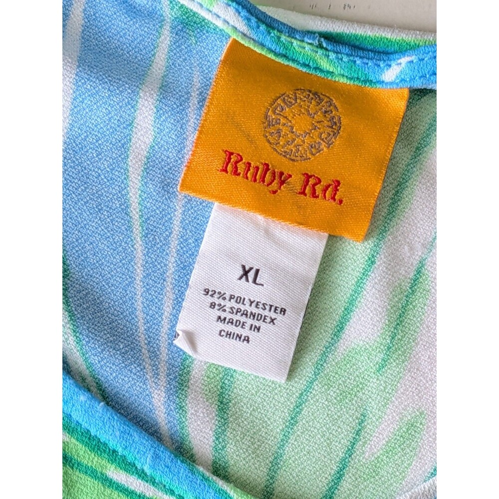 Ruby Rd Womens XL Sleeveless Blue Tropical Leaf Print Blouse Keyhole Crochet - Picture 3 of 16